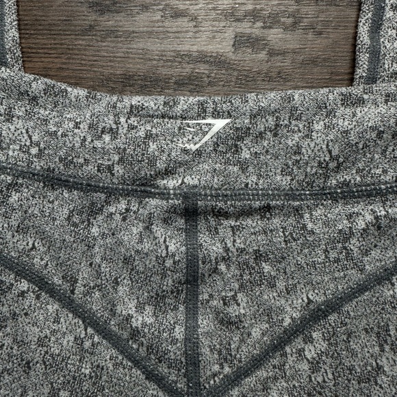 Gymshark Textured Gray Leggings - Picture 2 of 4